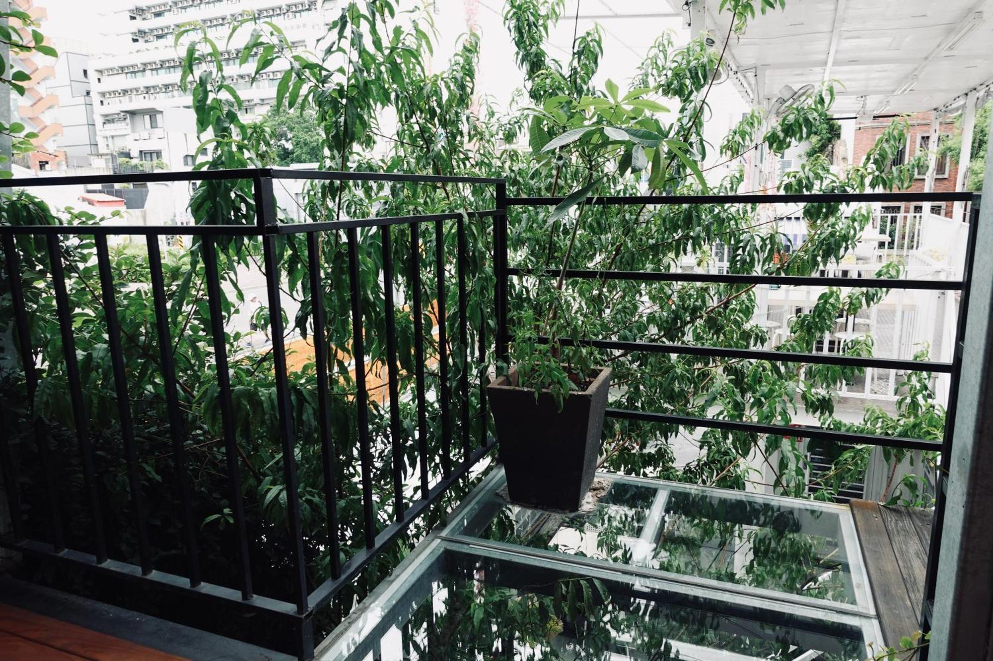 Fuqi Hostel - Heping Tainan Bagian luar foto