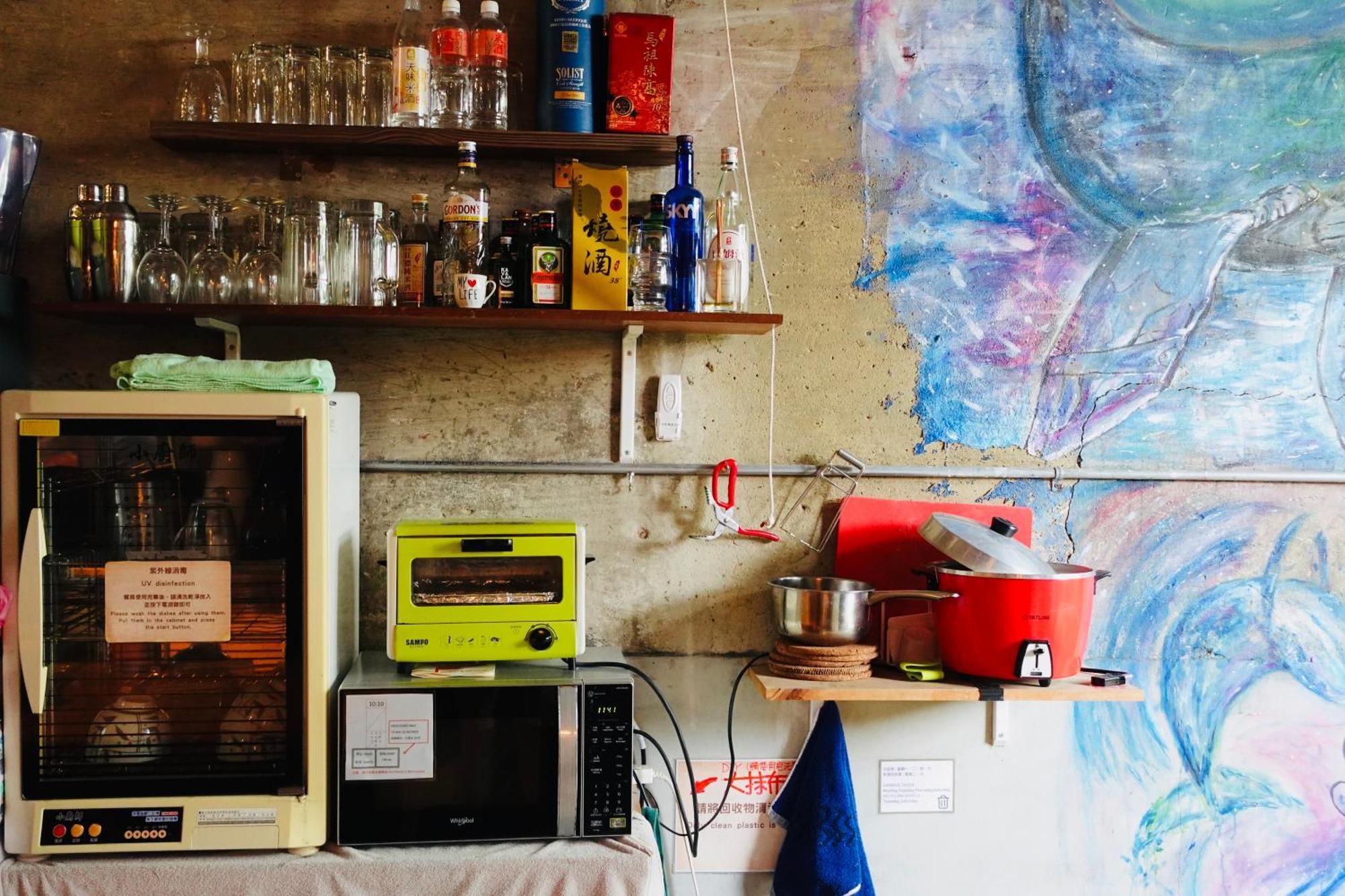 Fuqi Hostel - Heping Tainan Bagian luar foto