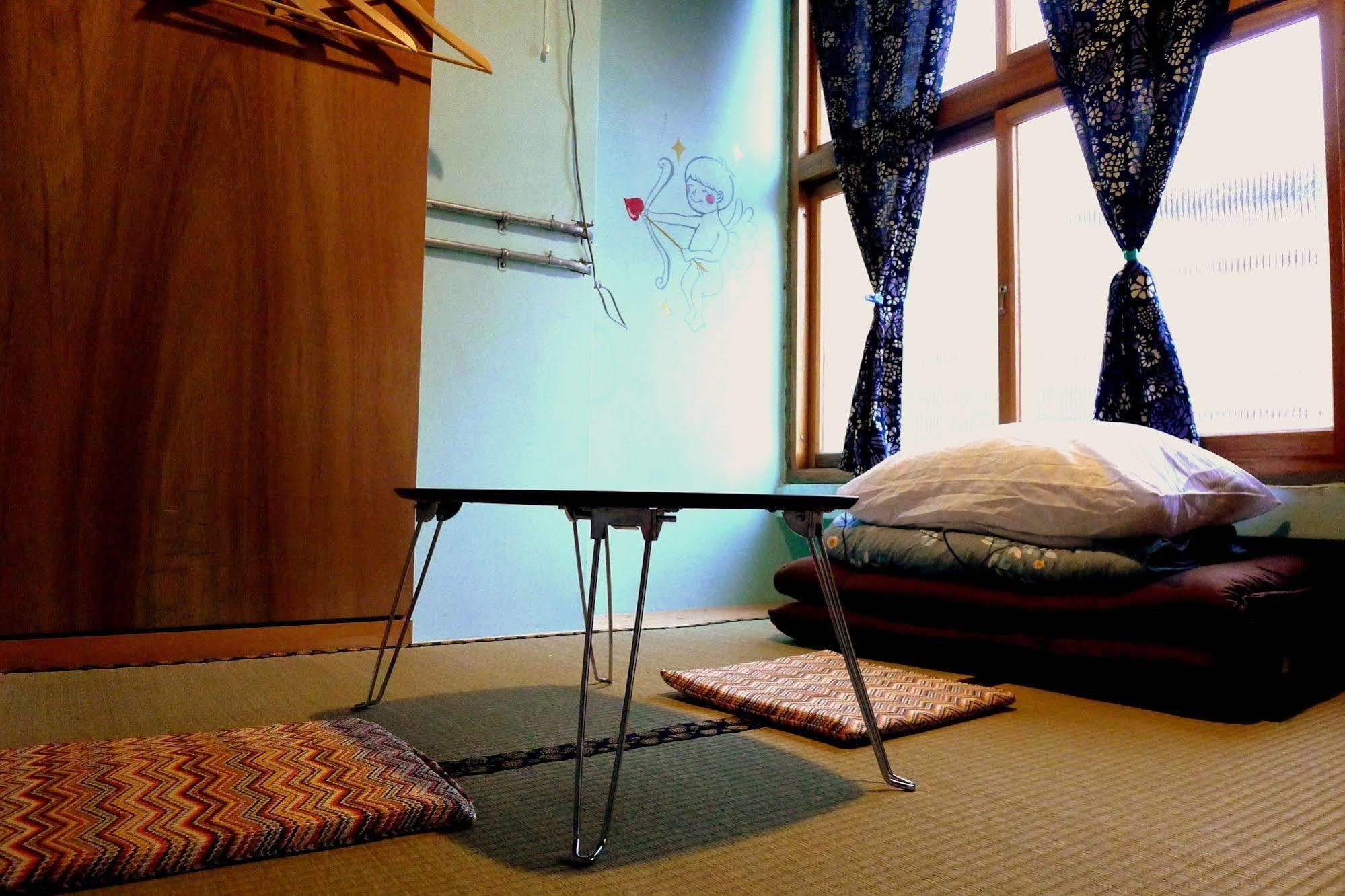 Fuqi Hostel - Heping Tainan Bagian luar foto